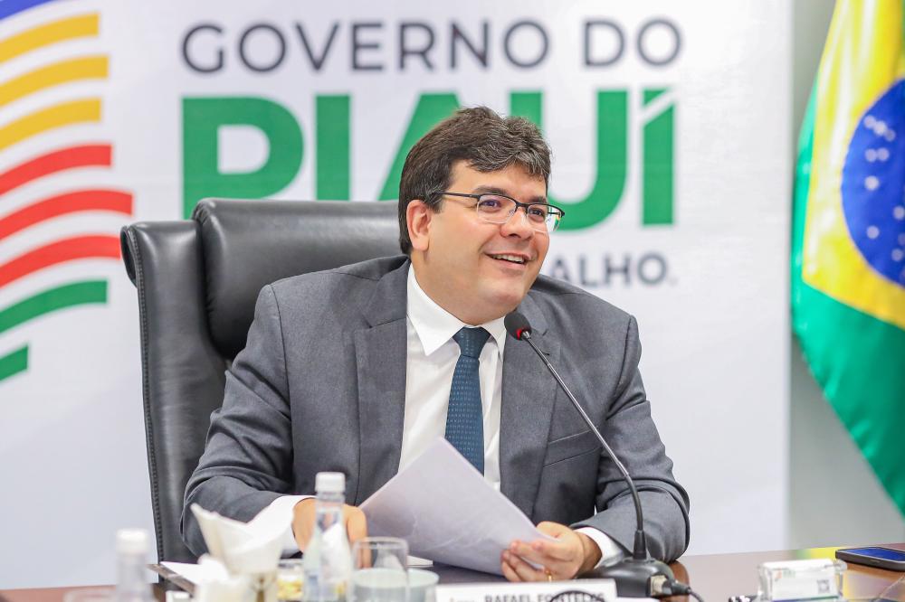 Governador Anuncia Reajuste Salarial Acima Da Inflação Para Professores ...